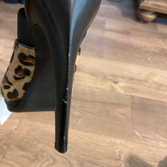 Calvin Klein Sonia black and cheetah print peep toe heel, 7.5, NWT! - Picture 9 of 11